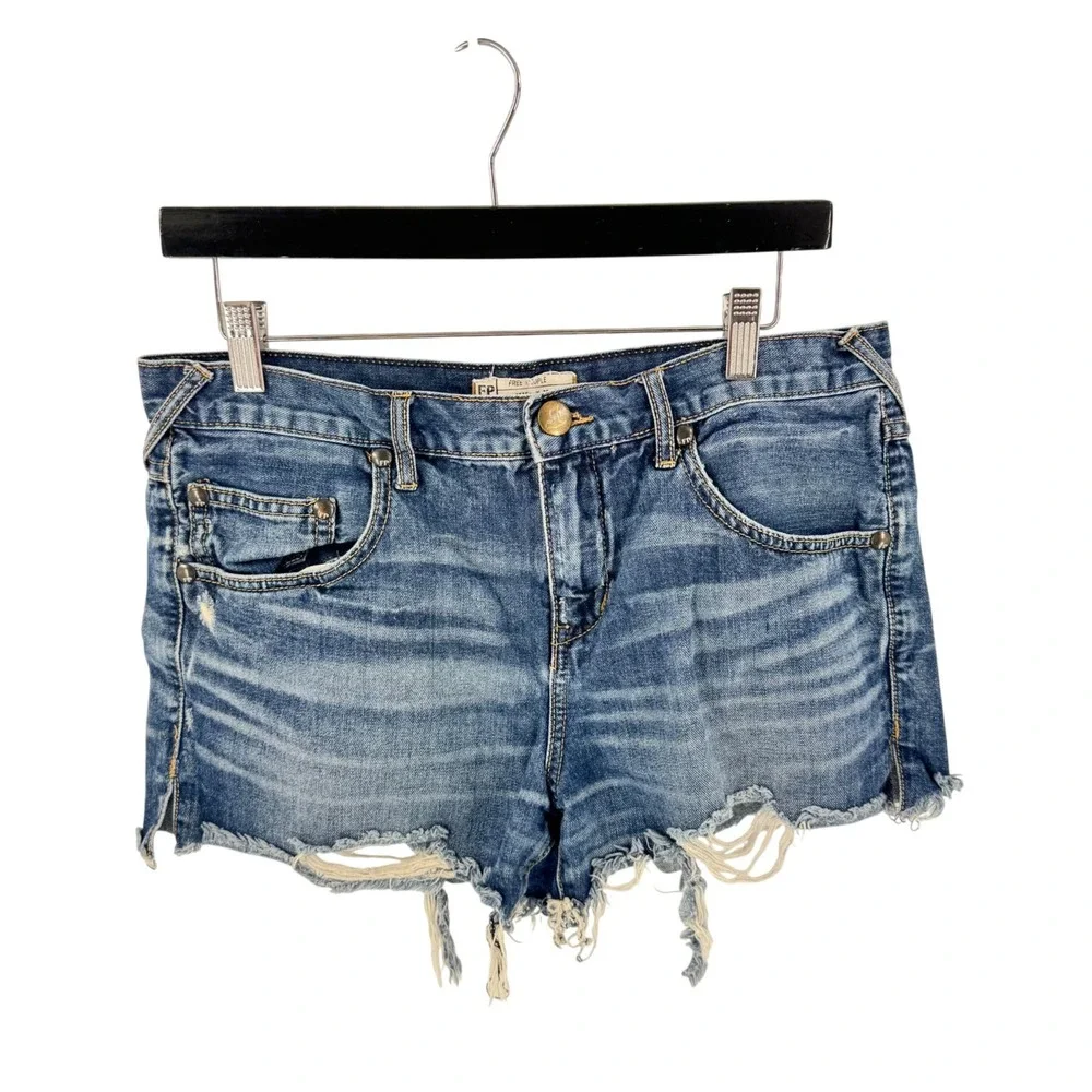 Free People Denim Shorts Y2K Blue Size 29 Distressed Raw Hem Cutoff Boho Summer